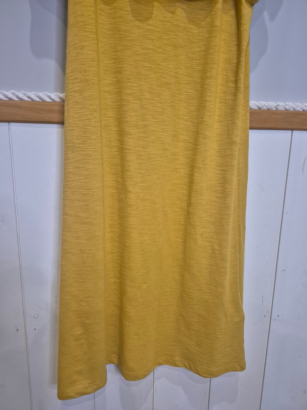 Robe jaune soleil