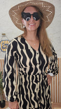 Robe noir et écru